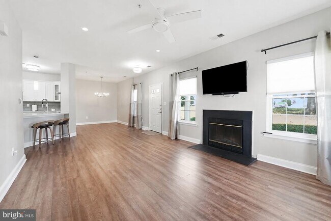 Foto del edificio - 1416 Nestlewood Ct