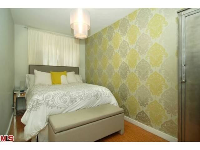 Primary Photo - 1745 Camino Palmero St