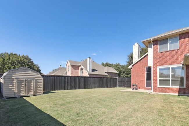 Building Photo - 3324 Mosswood Dr