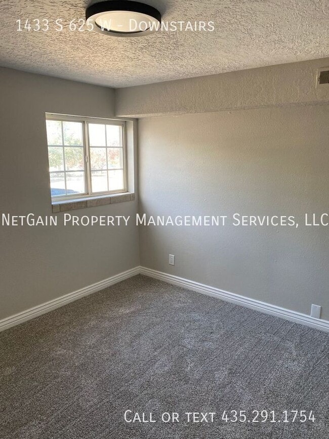 Building Photo - 1433 S 625 W