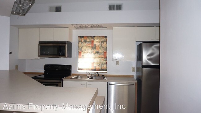 Building Photo - 1 br, 1 bath House - 1812 Spruce St