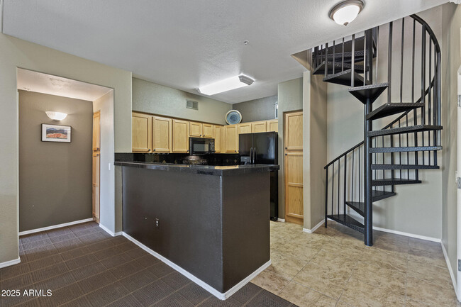 Building Photo - 20100 N 78th Pl