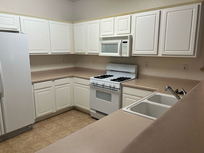 Foto del edificio - Summerlin Condo