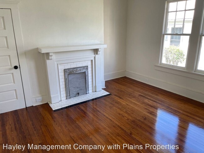 Building Photo - 1 br, 1 bath House - 908 1st Ave Unit 1