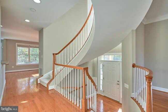 Building Photo - 108 Herndon Mill Cir