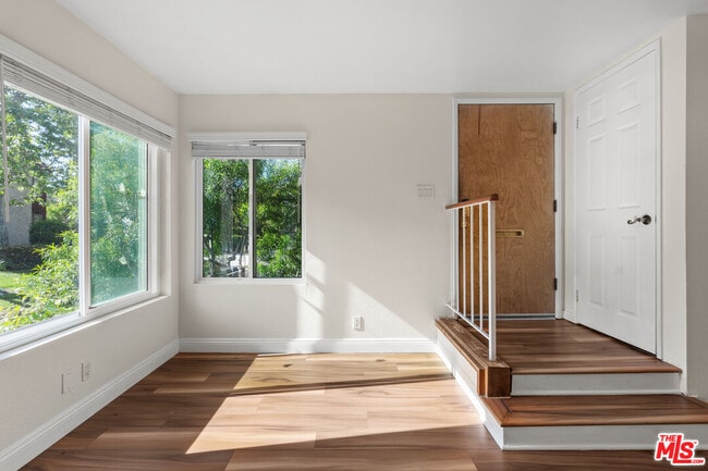 Building Photo - 4800 Maytime Ln