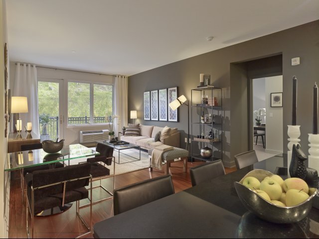 Foto del edificio - 250 Old River Rd