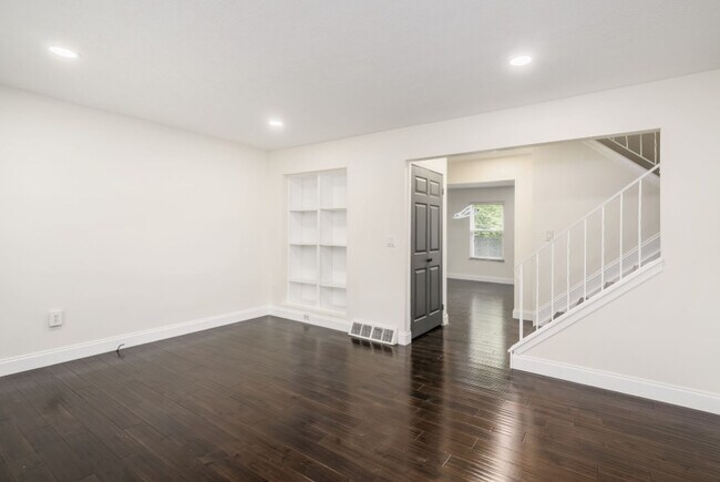 Building Photo - 4079 Forest Edge Dr
