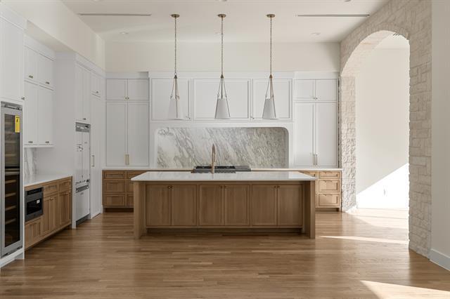 Foto del edificio - 6028 Richmond Ave