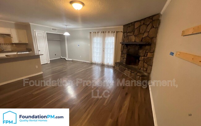 Foto del edificio - 3977 Lacewood Dr