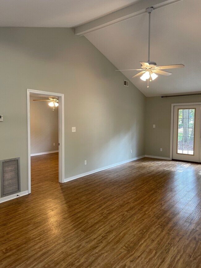 Building Photo - 7424 Huckleberry Ln