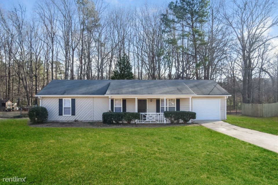 Primary Photo - 3187 Lancer Dr