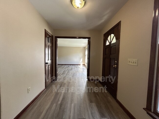 Foto del edificio - 1907 White Lake Dr