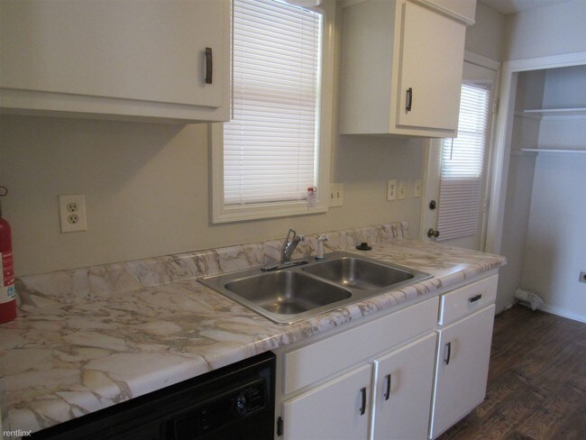 Building Photo - 6671 Windflower Ln