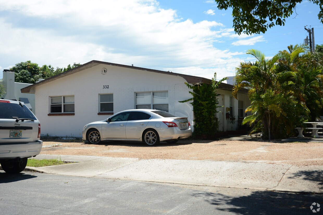 Foto del edificio - 332-338 Walton Blvd