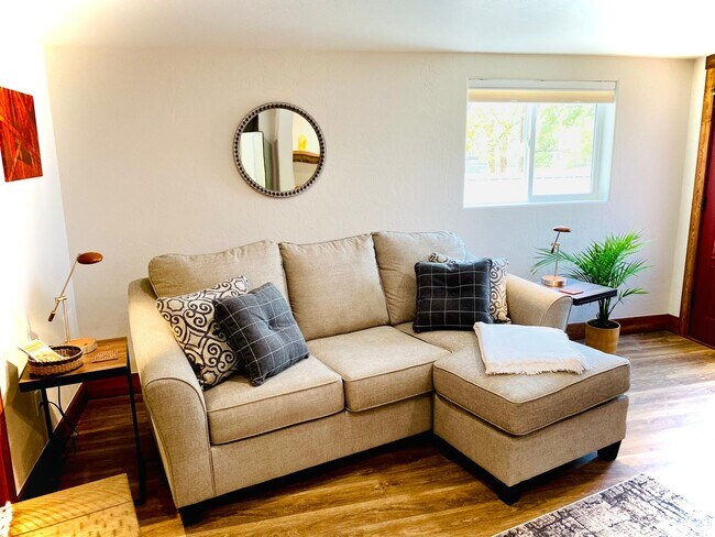 Building Photo - Southwest Luxury in the Heart of Cortez - ...