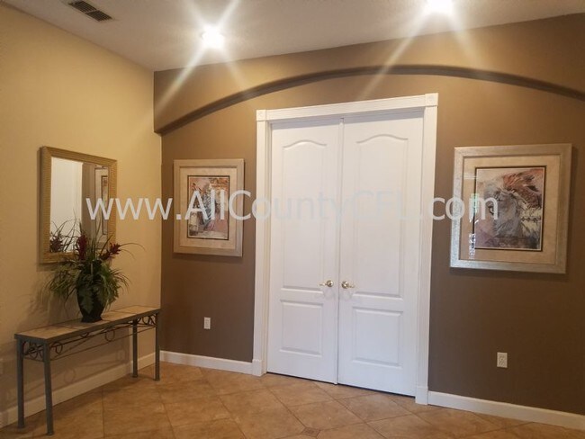 Building Photo - 1725 Lee Janzen Dr