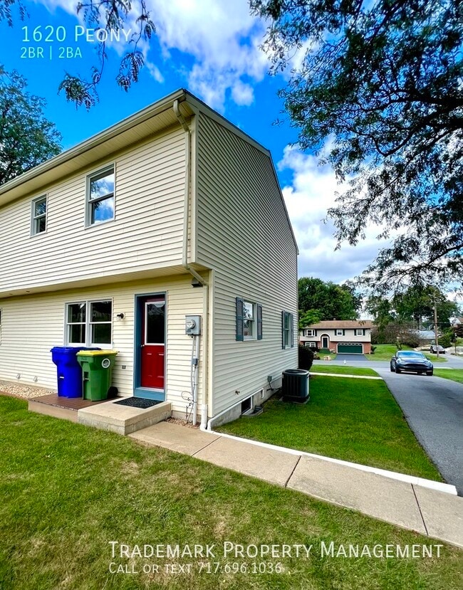 Building Photo - Spacious 2 Bedroom Town Home