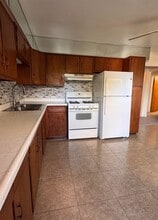 Building Photo - 1111 US-41