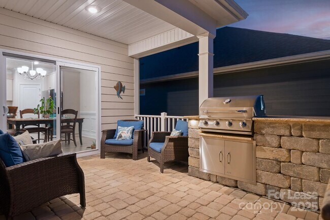 Foto del edificio - 5058 Antebellum Dr