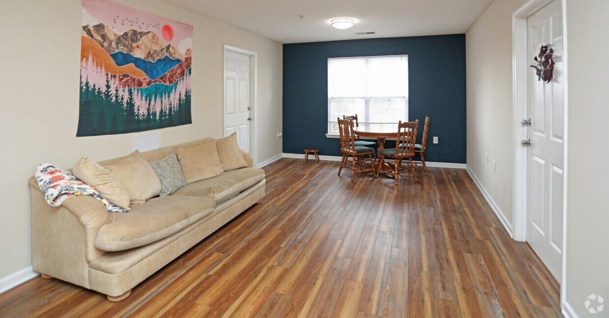 The Phoenix Apts 1000 Campus Trace Dr Elon, NC