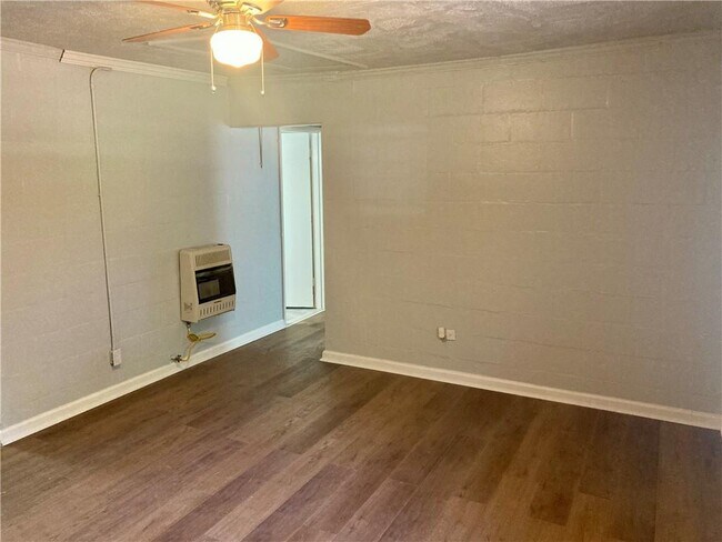 Building Photo - 442 Barlow St