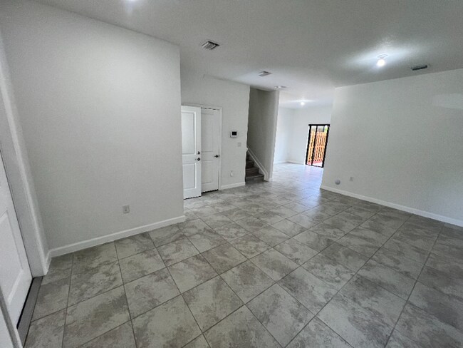 Foto del edificio - 25120 SW 114th Ave