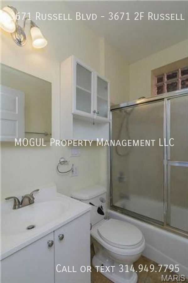 Foto del edificio - 3671 Russell Blvd