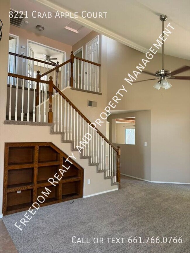 Foto del edificio - 8221 Crab Apple Ct