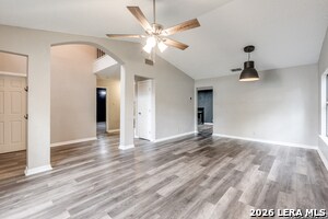 Building Photo - 9727 Fortune Ridge Dr