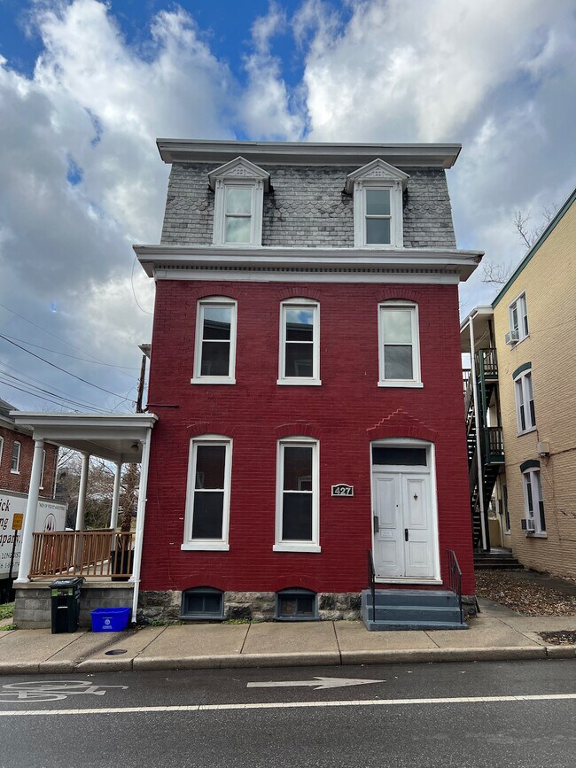 427 N. Locust St. Unit Apt 2, Hagerstown, MD 21740 Apartments in