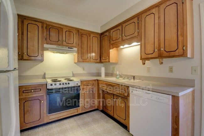 Building Photo - 2702 Lancashire Ct