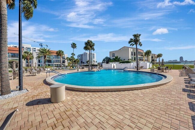 Foto del edificio - 851 Bayway Blvd