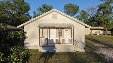 Building Photo - 19736 Dunbar Ave