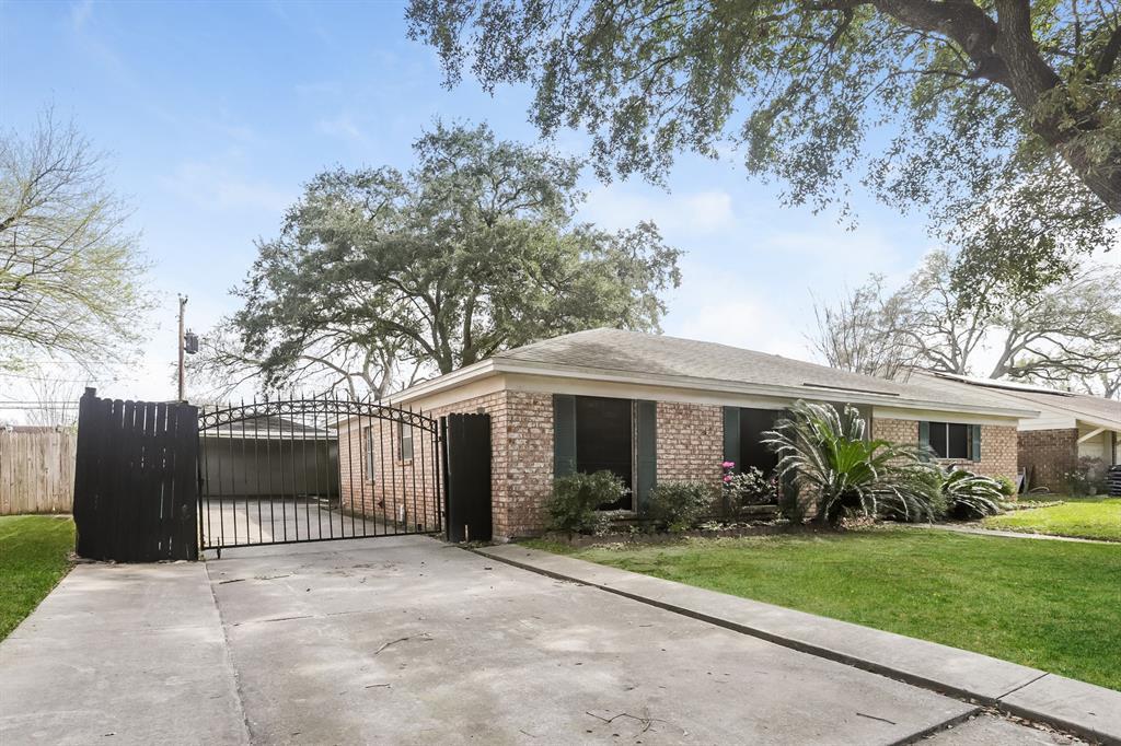Foto principal - 12115 Hillcroft St