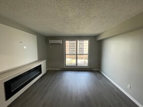 Building Photo - 9099 Riverside Dr E