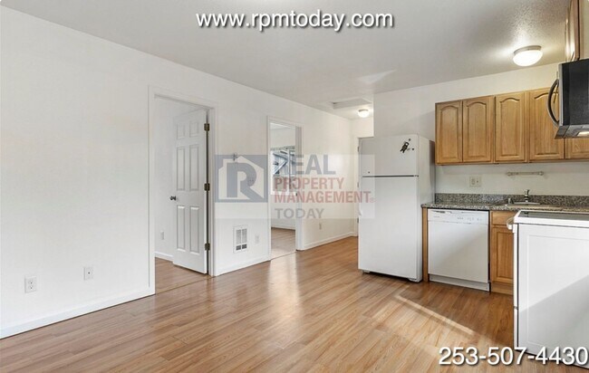 Building Photo - Charming 2 Bedroom ADU in Tacoma!