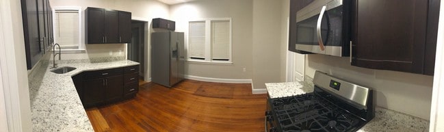 Kitchen - 45 Coburn St