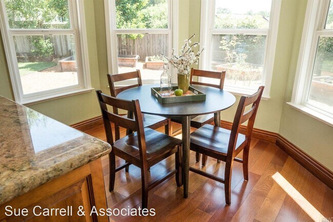 Foto del edificio - 5 br, 3.5 bath House - 4734 Annadel Height...