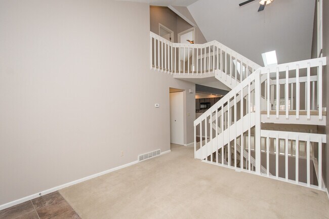 Building Photo - 937 Butte Pass Dr