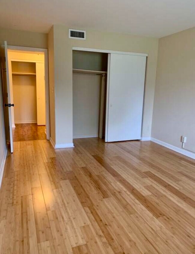 1900 Richard Jones Rd Unit A104, Nashville, TN 37215 Condo for Rent