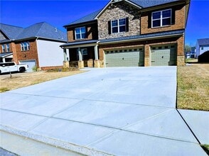 Building Photo - 3518 English Elm Wy