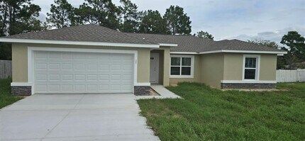 Building Photo - 25 Pecan Drive Pass