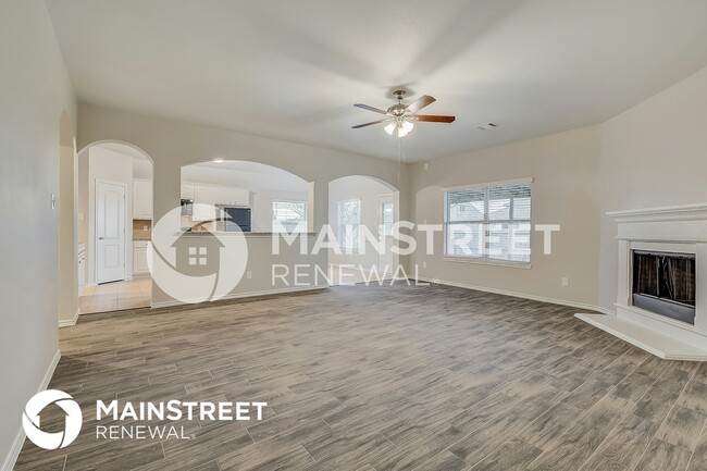 Building Photo - 6410 Peach Tree Ct
