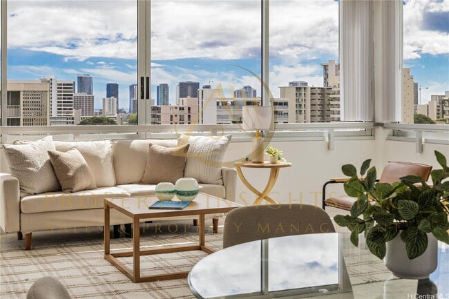 Building Photo - Spacious Makiki 1-Bedroom Condo with Parking & Pool – Anga-Roa