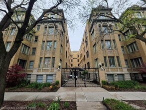 Building Photo - 120 Seward Ave