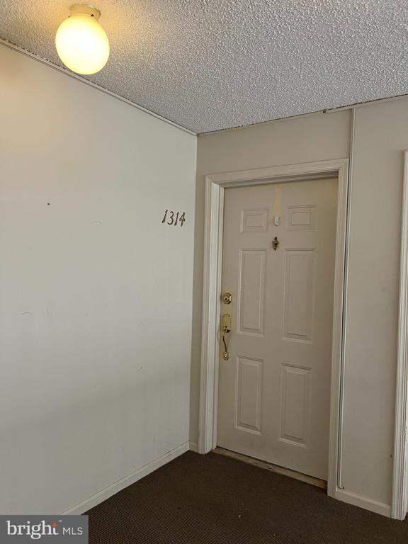 Building Photo - 1314 Rustic Ct