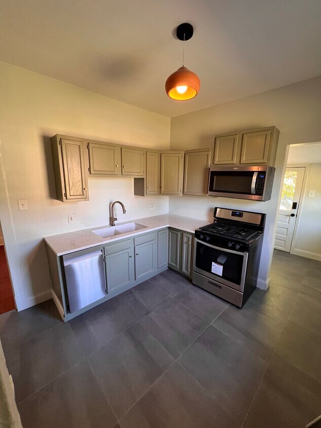 7917 Elinor Ave, Richmond Heights, MO 63117 House Rental in Richmond