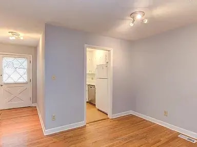 Photo - 205 Sunrise Ln (Chapel Hill, NC) Townhome