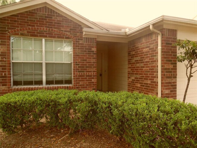 Building Photo - 19138 Indian Stone Ln